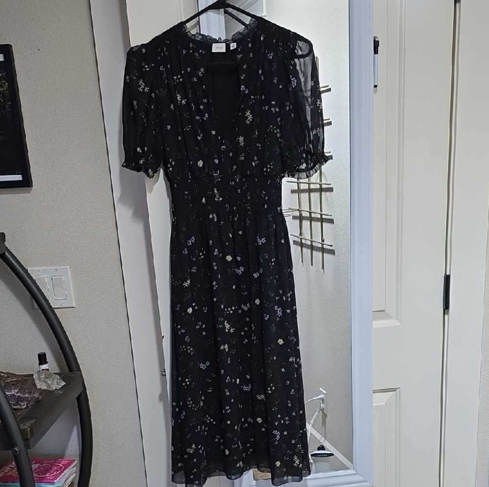 Wilfred Black Puff Sleeve Midi Sundress